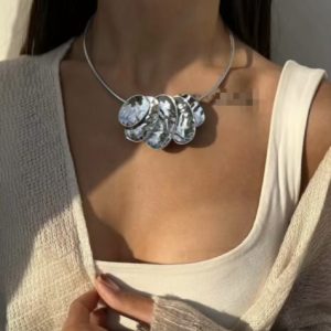 طوقِ آنتیک